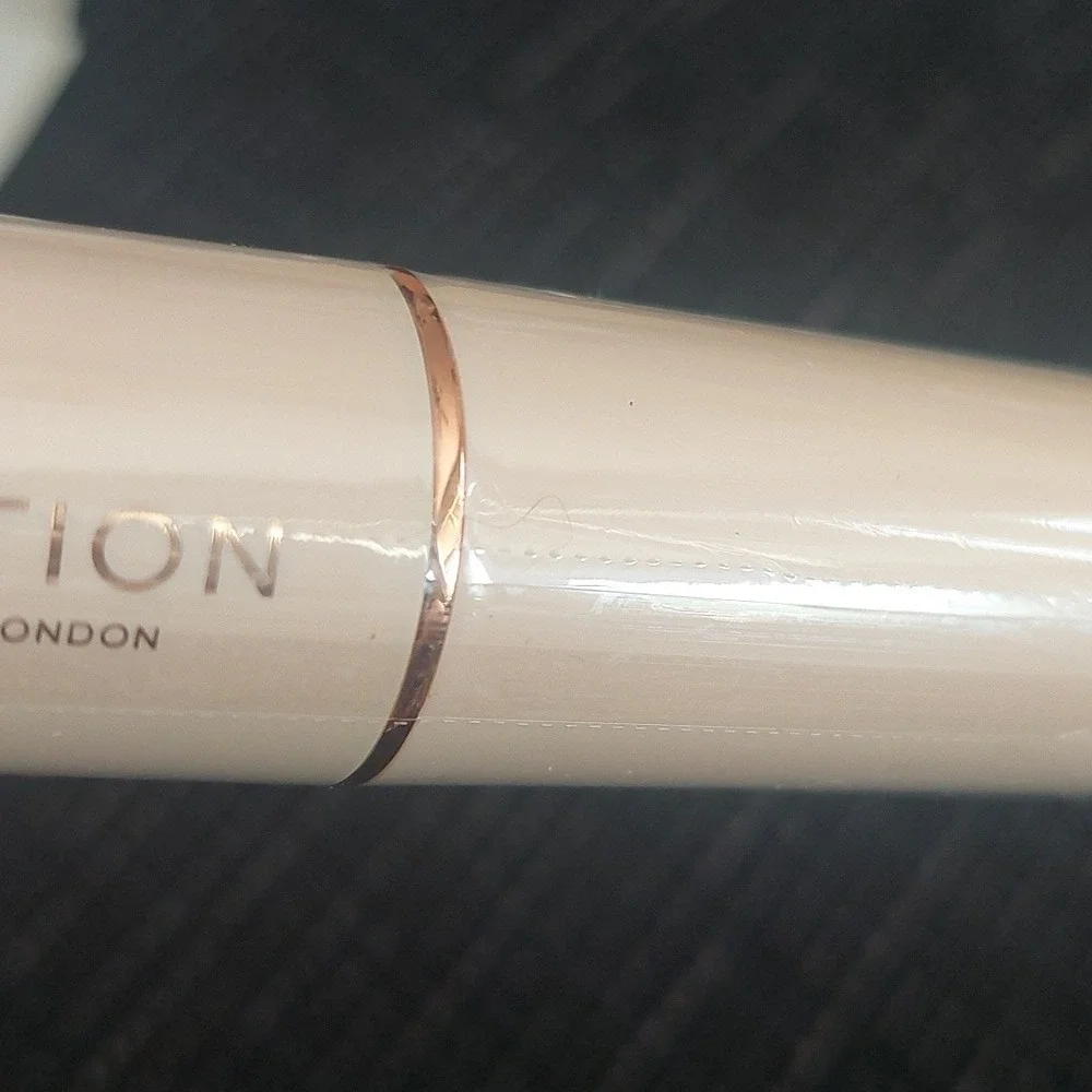 New makeup revolution foundation stick F17